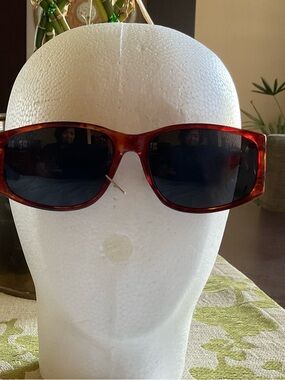 Vintage Y2K Chanel 003 Tortoise CC Logo Sunglasses Brown Gold